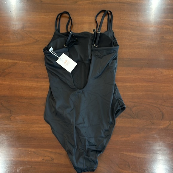 Andie Swim The Rockaway One Piece in Black L - Picture 5 of 7
